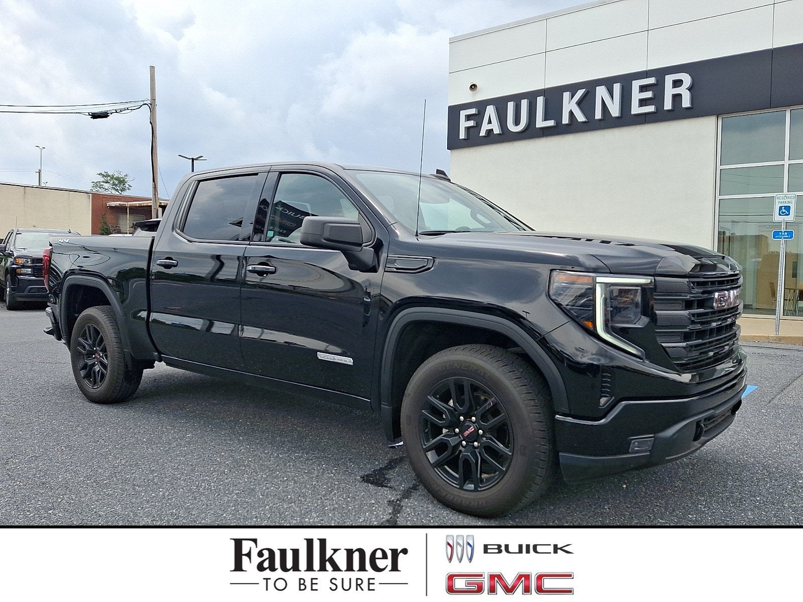 2023 GMC Sierra 1500 Elevation in Onyx Black — front three-quarter view