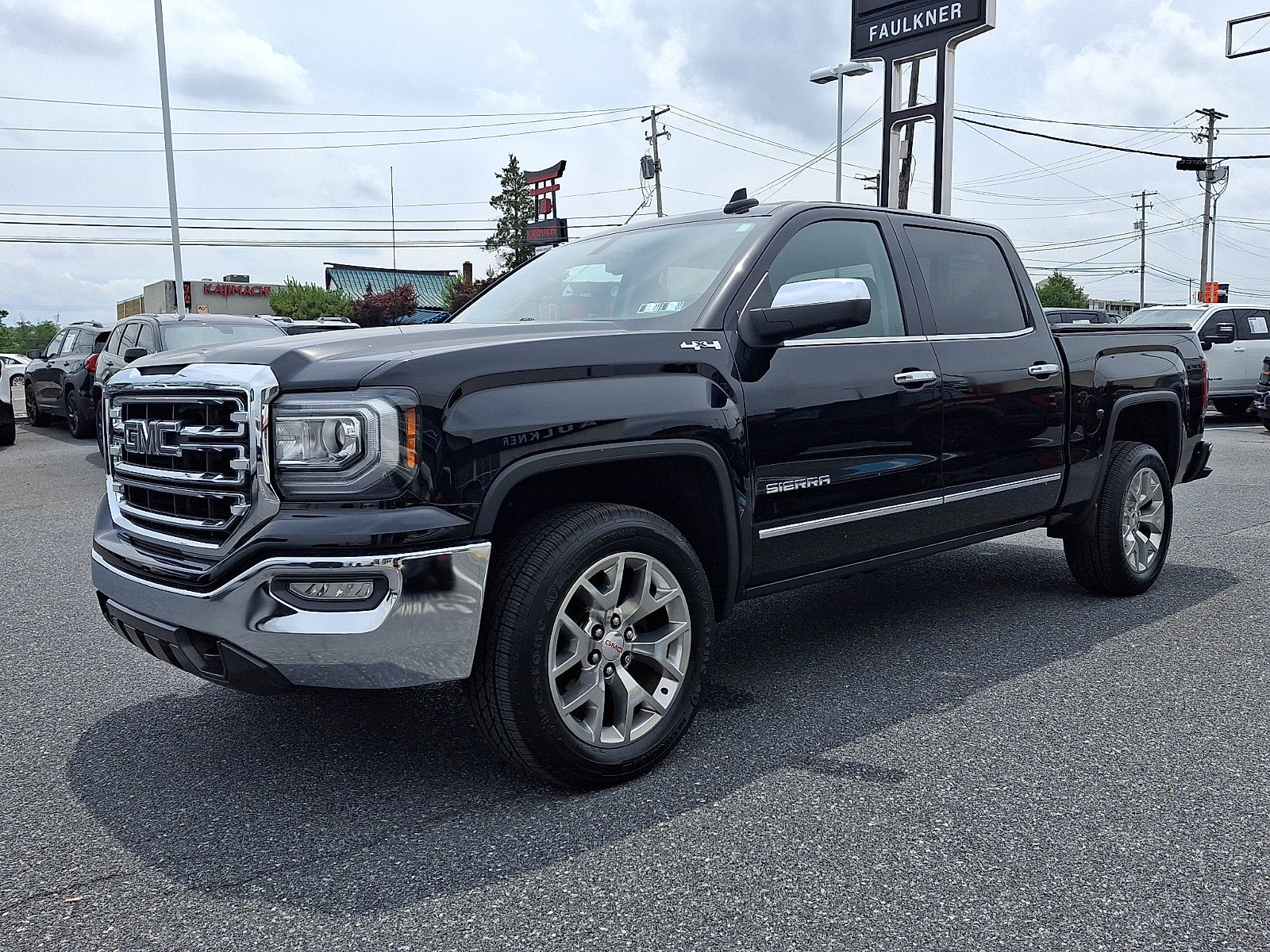 2018 GMC Sierra 1500 — rear three-quarter view