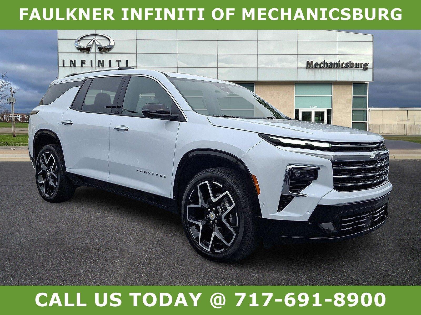 2026 Chevrolet Traverse High Country w/2LZ in Polar White Tricoat — front three-quarter view