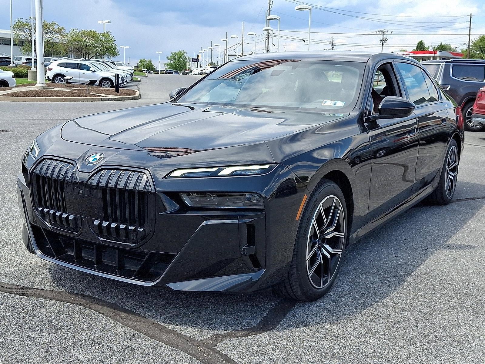 2023 BMW 760i xDrive — rear three-quarter view