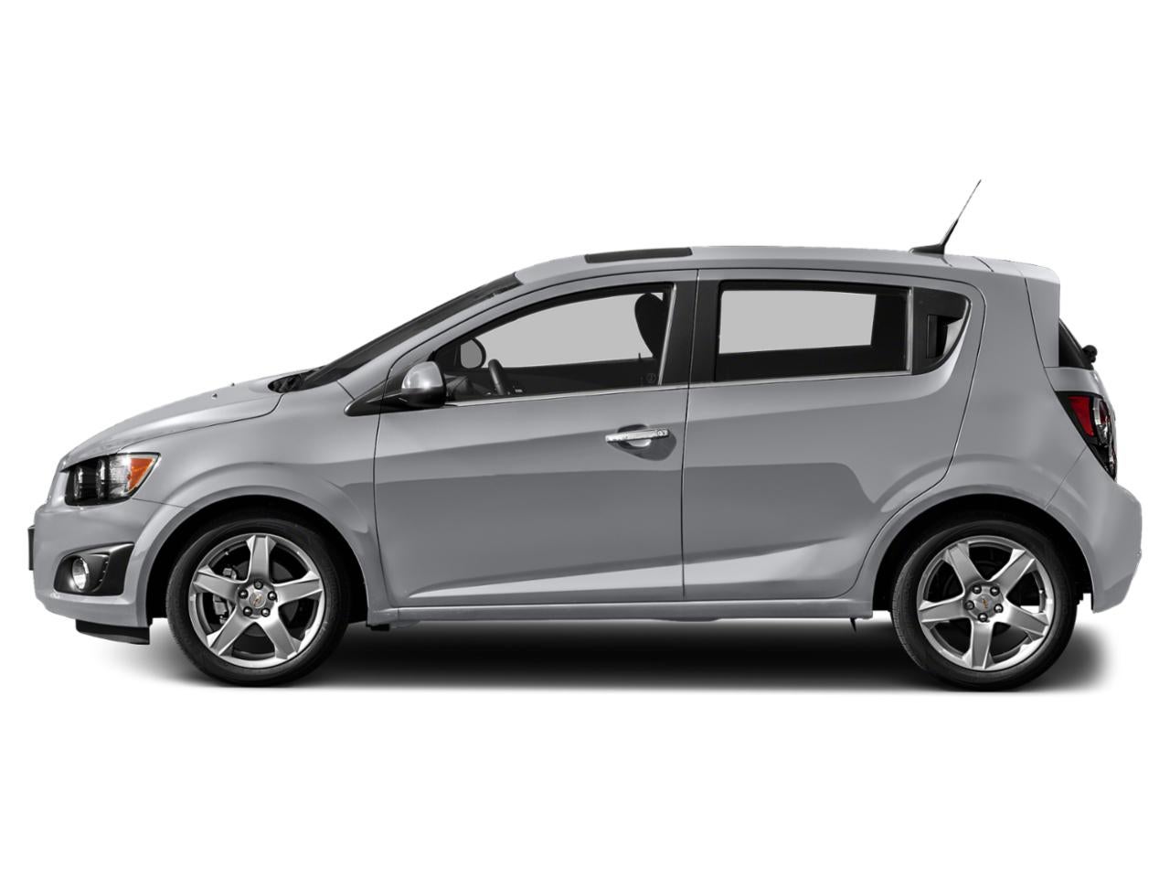 2015 Chevrolet Sonic — interior view