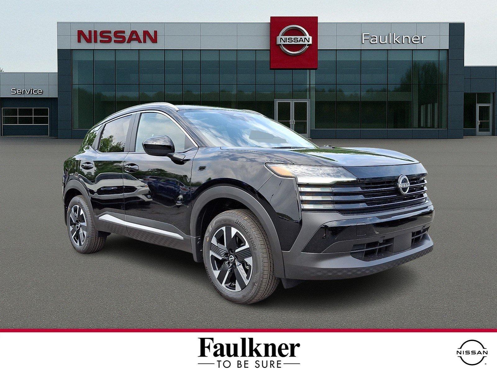 2026 Nissan Kicks SV in Super Black — front three-quarter view