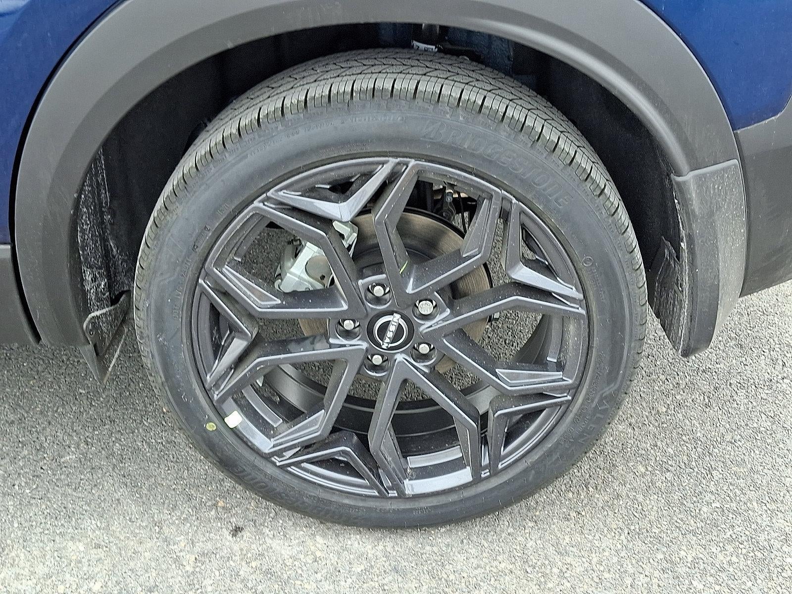 2026 Nissan Kicks — detail view
