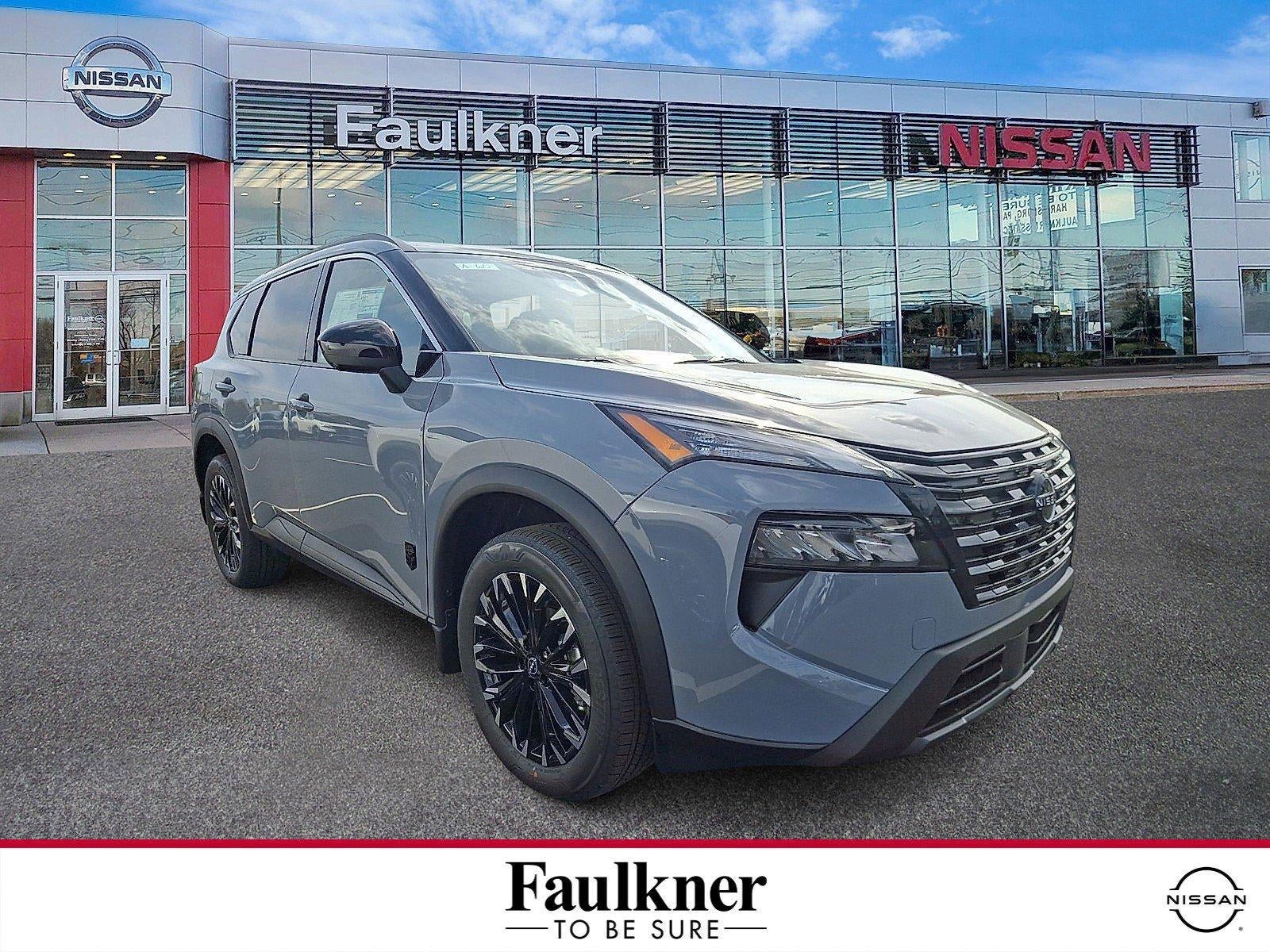 2026 Nissan Rogue 2026.5 AWD Dark Armor in Boulder Gray Pearl — front three-quarter view