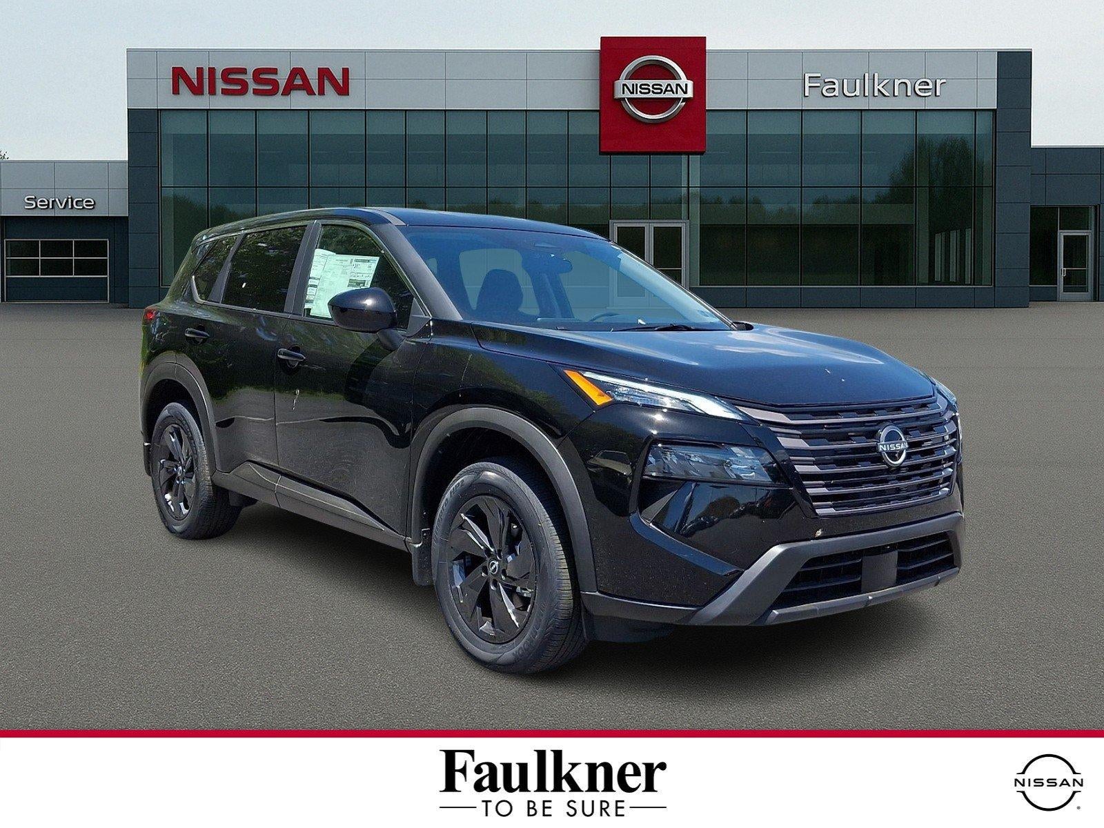 2026 Nissan Rogue SV in Super Black — front three-quarter view