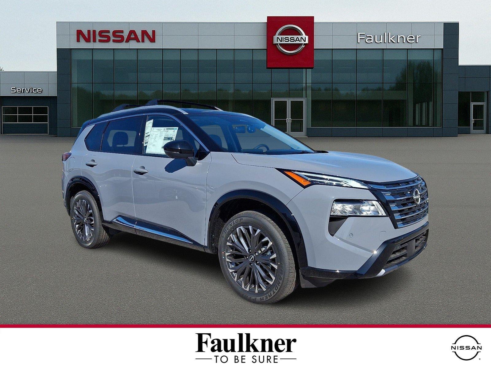 2026 Nissan Rogue AWD Platinum *Ltd Avail* in Boulder Gray Pearl Super Black Two Tone — front three-quarter view