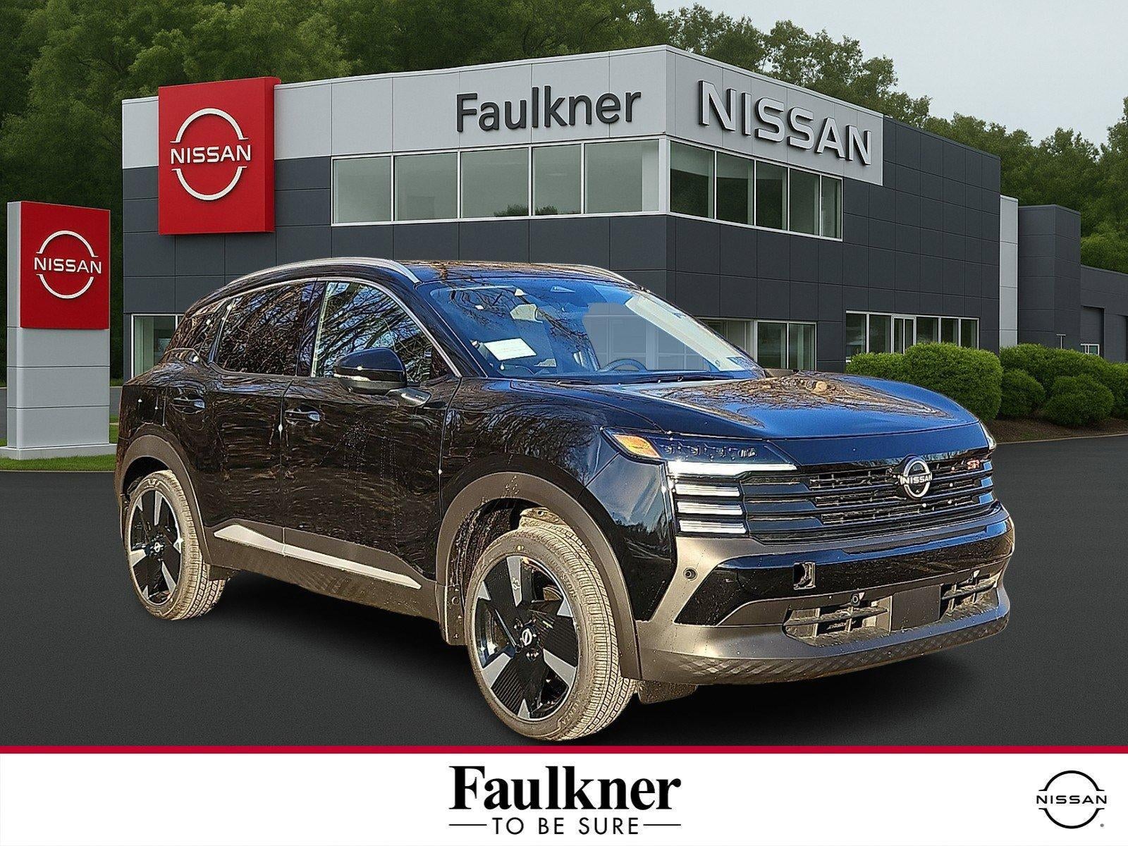 2026 Nissan Kicks SR in Super Black — front three-quarter view